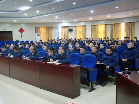 以刷新开启新征程，以国际化擘画新将来